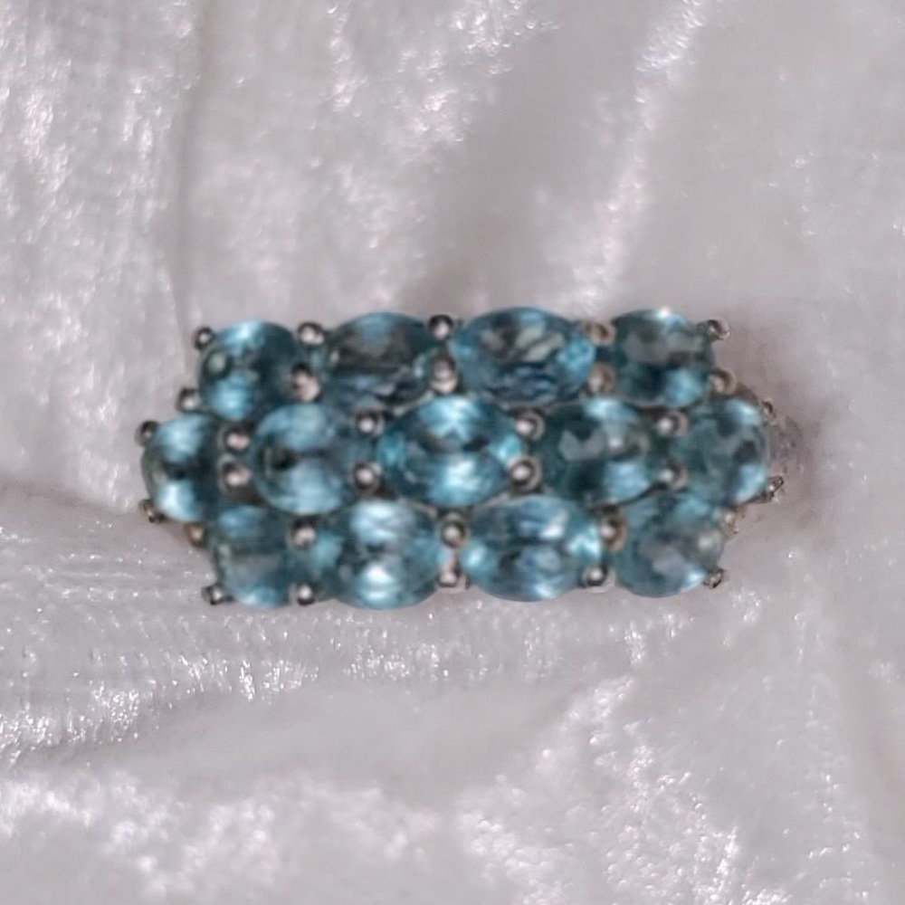 Aquamarine and sterling silver ring